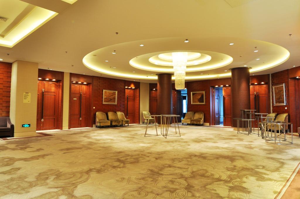 Howard Johnson Caida Plaza שנגחאי מראה חיצוני תמונה